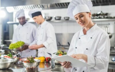 Cómo ser jefe de cocina: estudios, sueldo y requisitos