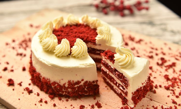 Descubre las tartas de boda tendencias: sabores de moda, tipos de pasteles más populares y las últimas innovaciones.